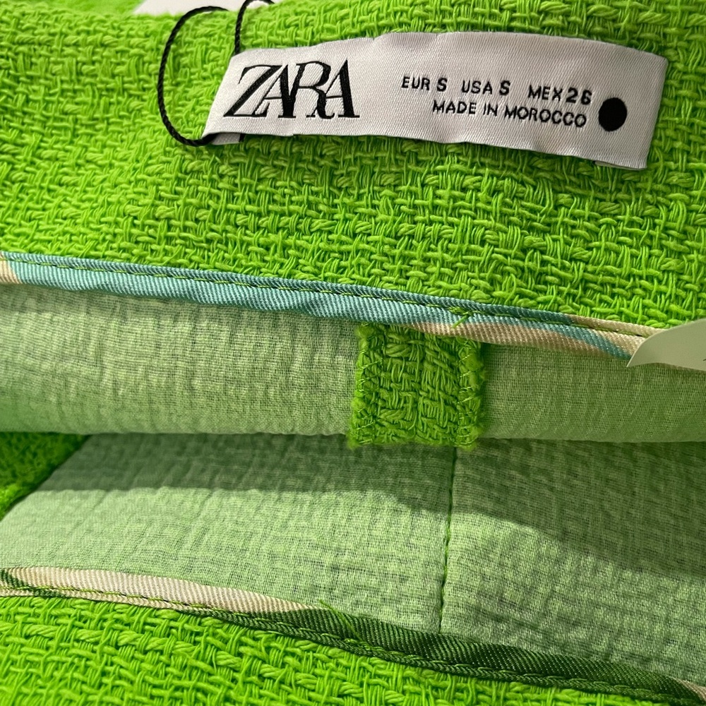 Zara Buttoned Textured Skirt - Picture 6 of 7